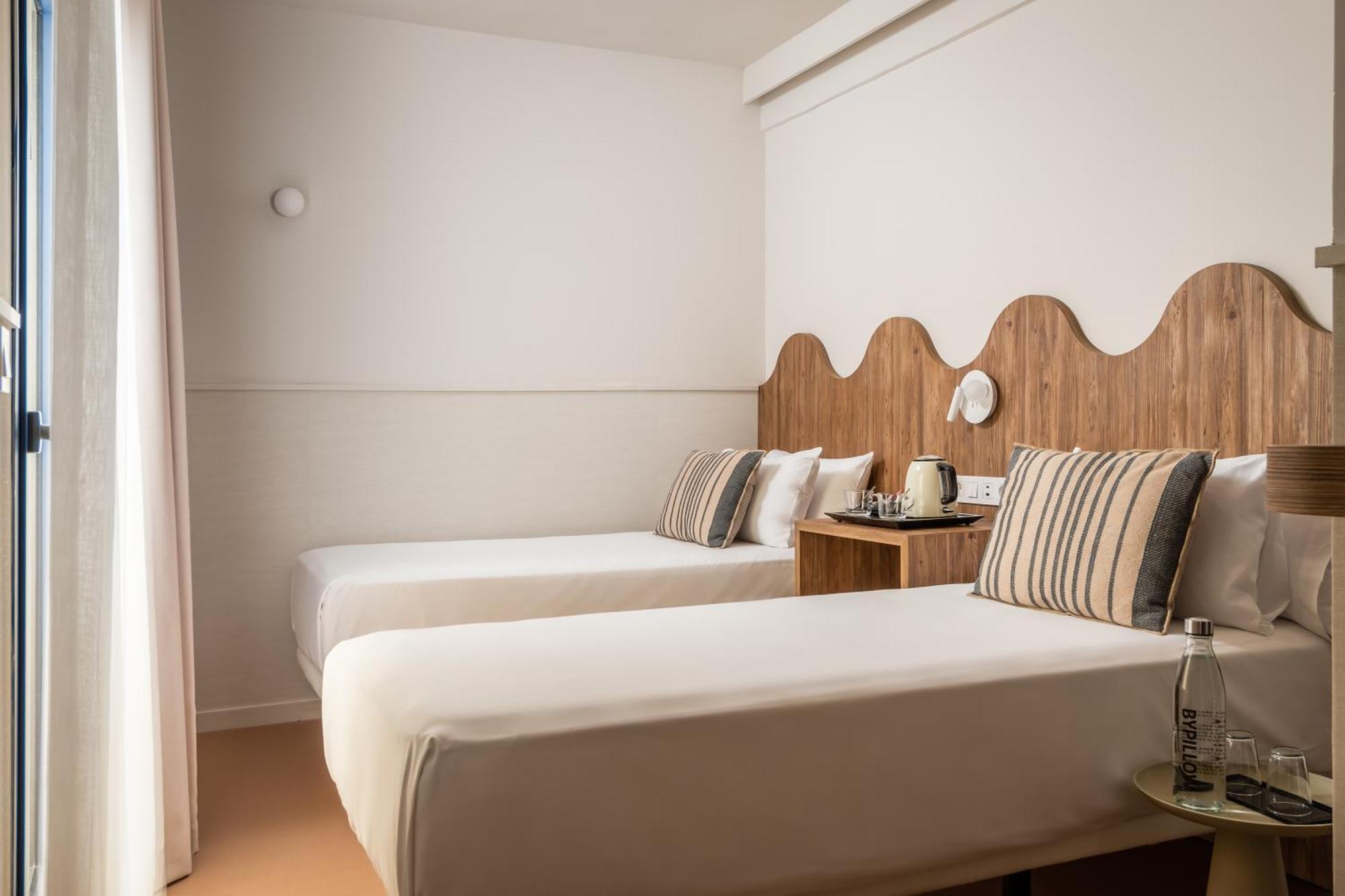 Bypillow Paseo อาลิกันเต ภายนอก รูปภาพ