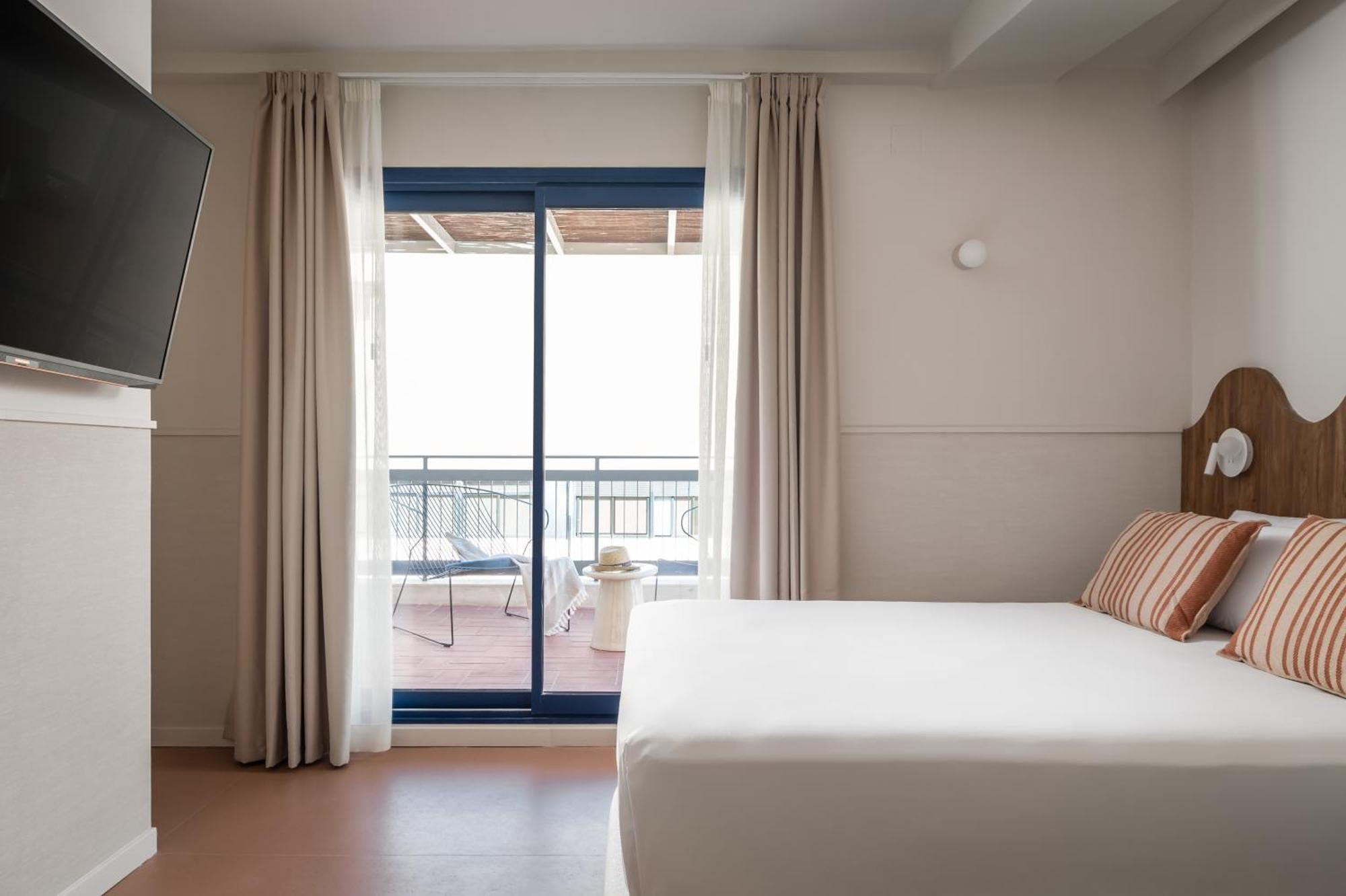 Bypillow Paseo อาลิกันเต ภายนอก รูปภาพ